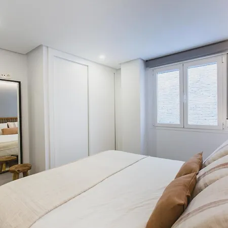 Casa Plaza Salvador * 세비야